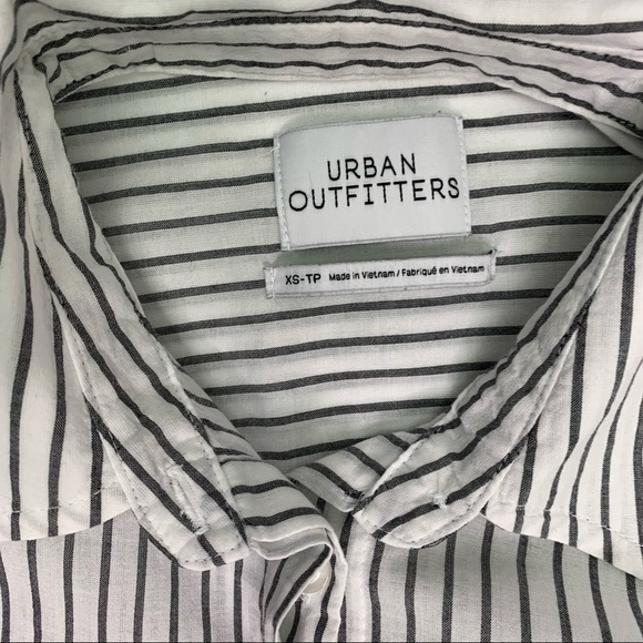Urban Outfitters Crop Top Stripe XS Short Sleeve Cotton Button Front Collar - Picture 5 of 11